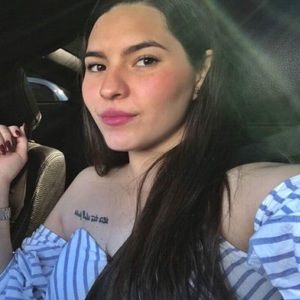 Meet your Posher, Roxana